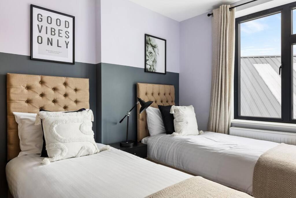 Stylish & Spacious 3 Bed Apartment With Fast Wifi, Close To Tube & Wembly London Eksteriør bilde