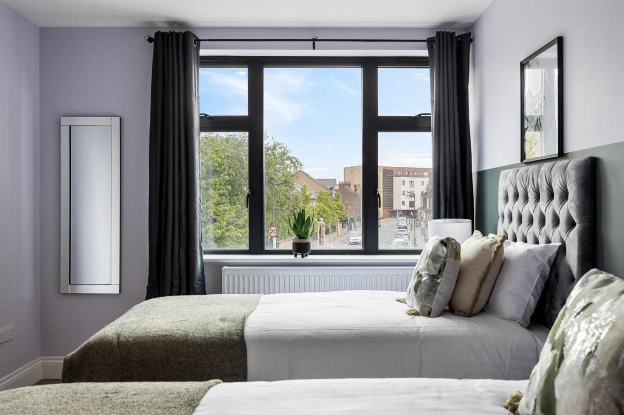 Stylish & Spacious 3 Bed Apartment With Fast Wifi, Close To Tube & Wembly London Eksteriør bilde